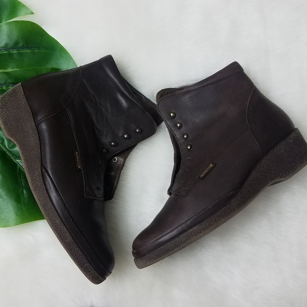 Mephisto Brown Lace Up Booties Size 7